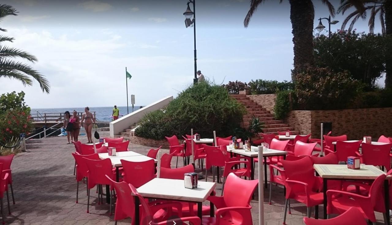 Facing The Ocean - Full Appt With 2 Double Bedroom Tabaiba Esterno foto