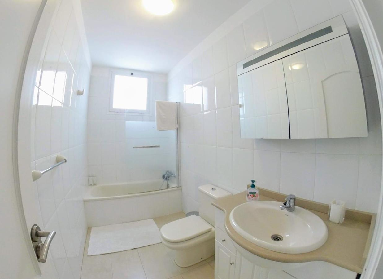 Facing The Ocean - Full Appt With 2 Double Bedroom Tabaiba Esterno foto
