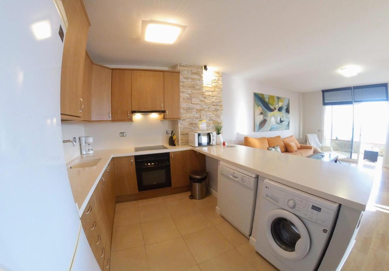 Facing The Ocean - Full Appt With 2 Double Bedroom Tabaiba Esterno foto
